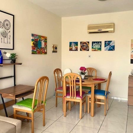 Beautiful Apartment Near The Sea Paphos Exterior photo
