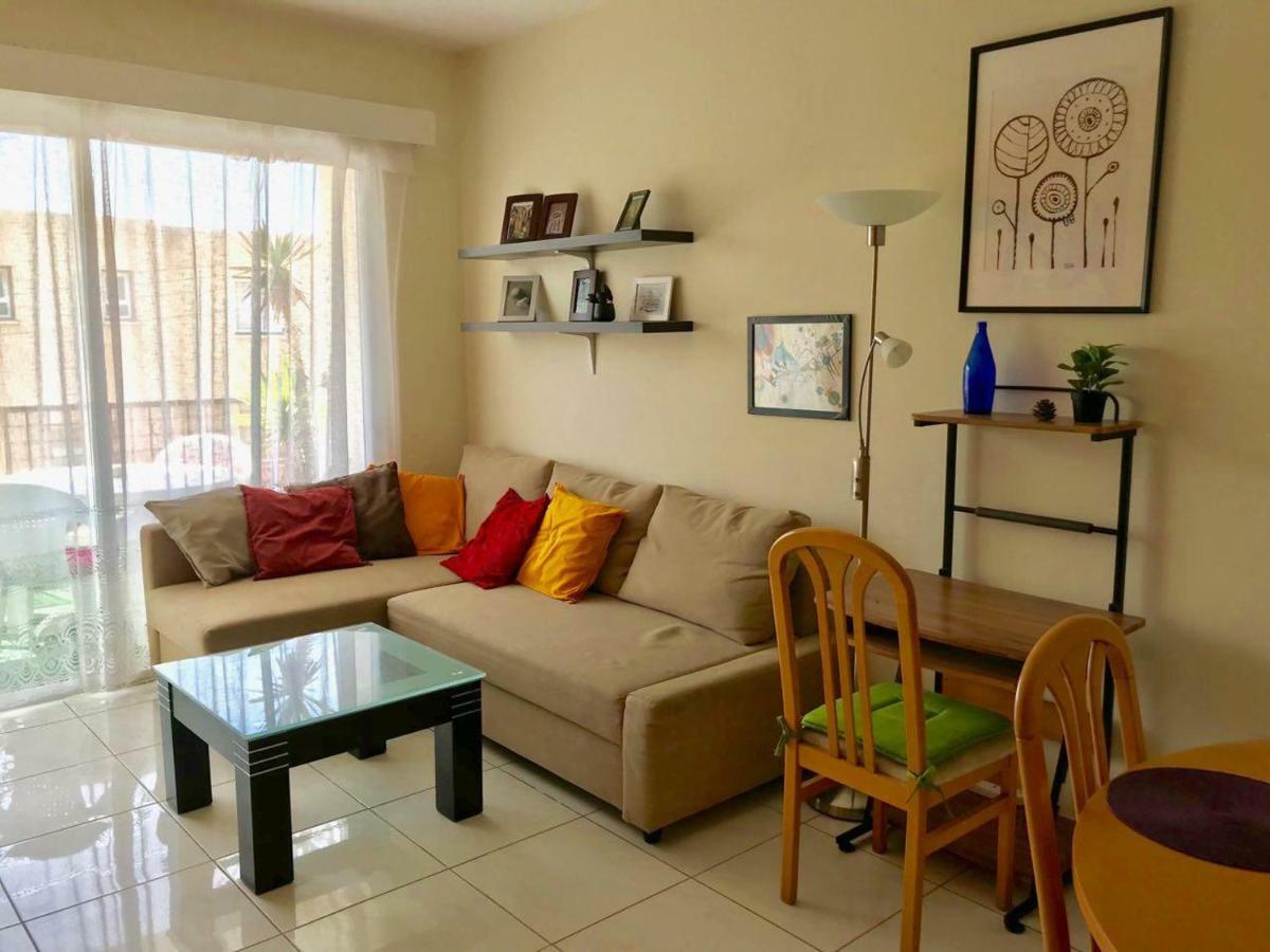 Beautiful Apartment Near The Sea Paphos Exterior photo