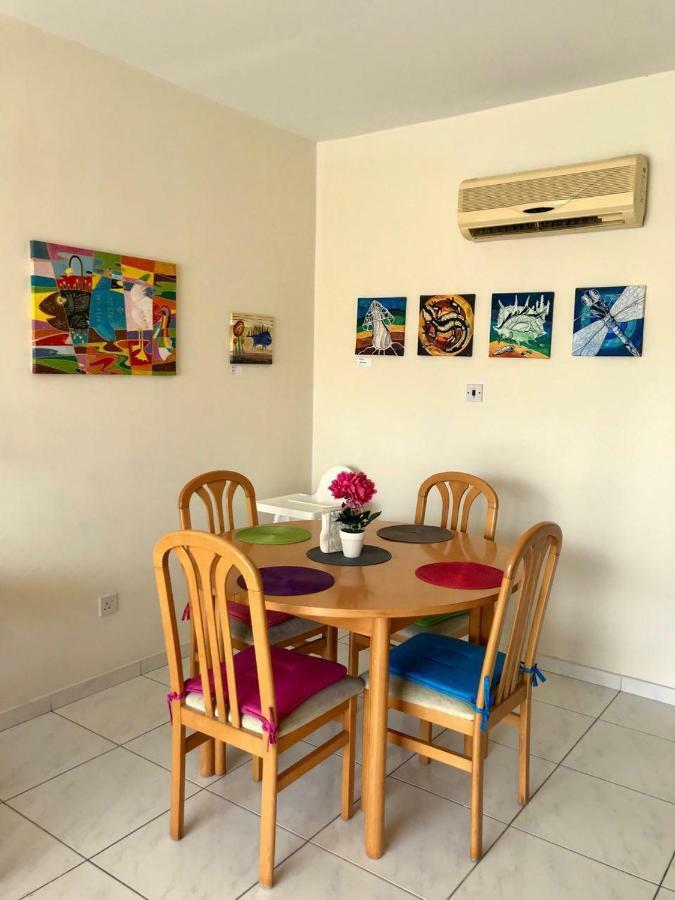Beautiful Apartment Near The Sea Paphos Exterior photo